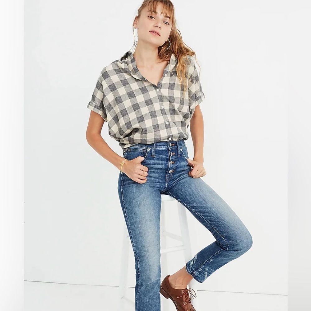 Madewell  Slim Straight Jeans:
Distressed Button-Fly
Preloved. Size 28